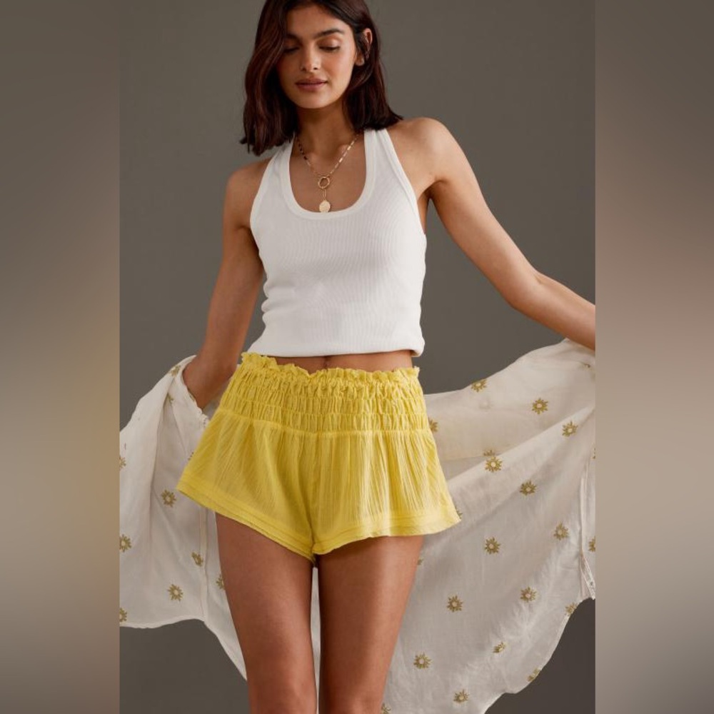 NWT Anthropologie Smocked Gauze Shorts Cotton mini shorts Yellow Women’s XXS